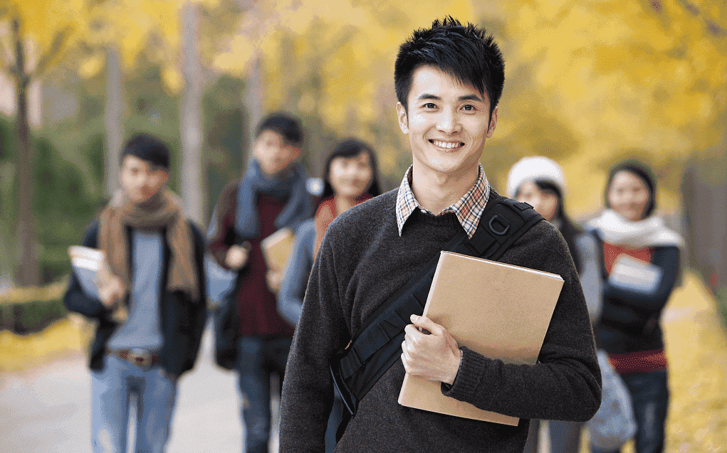 顏同學 東京國際文化學院新宿校.png